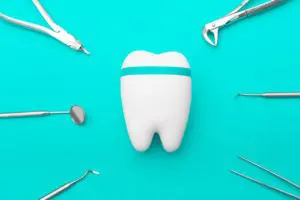dentist tools around the tooth 2022 11 15 05 21 32 utc 2